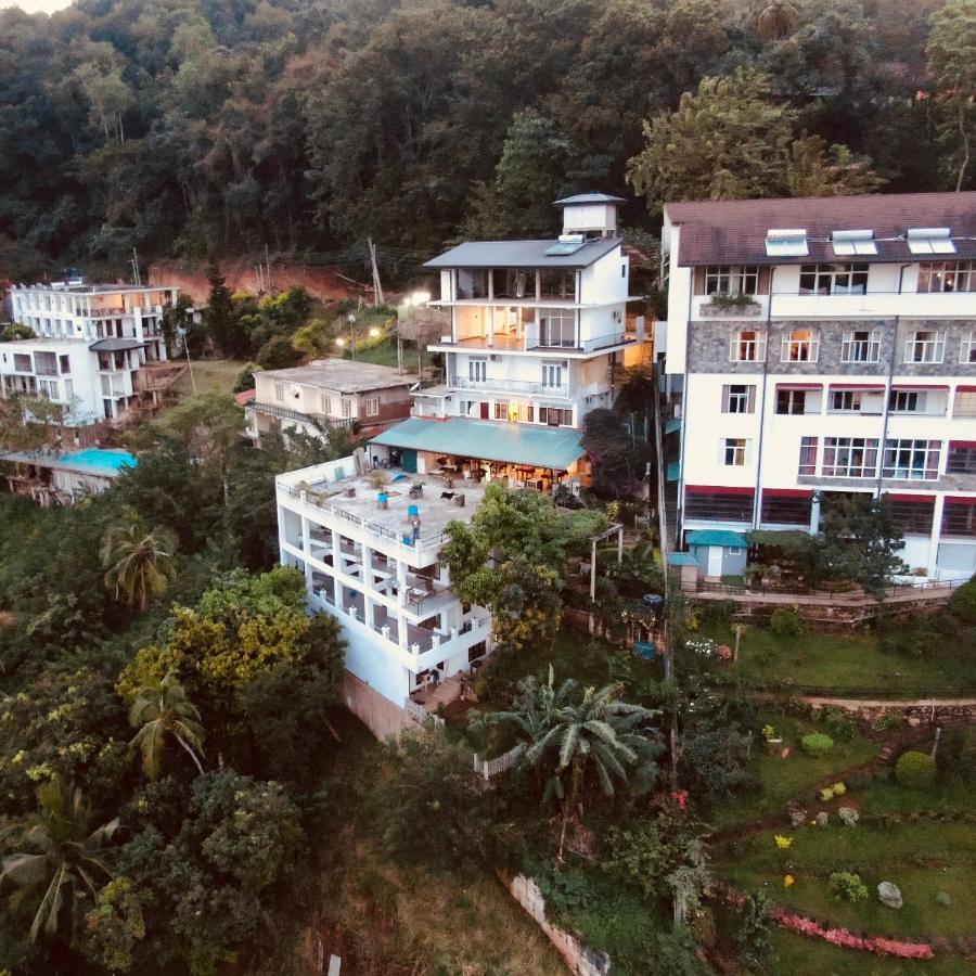 Blinkbonnie Inn Kandy Exterior foto