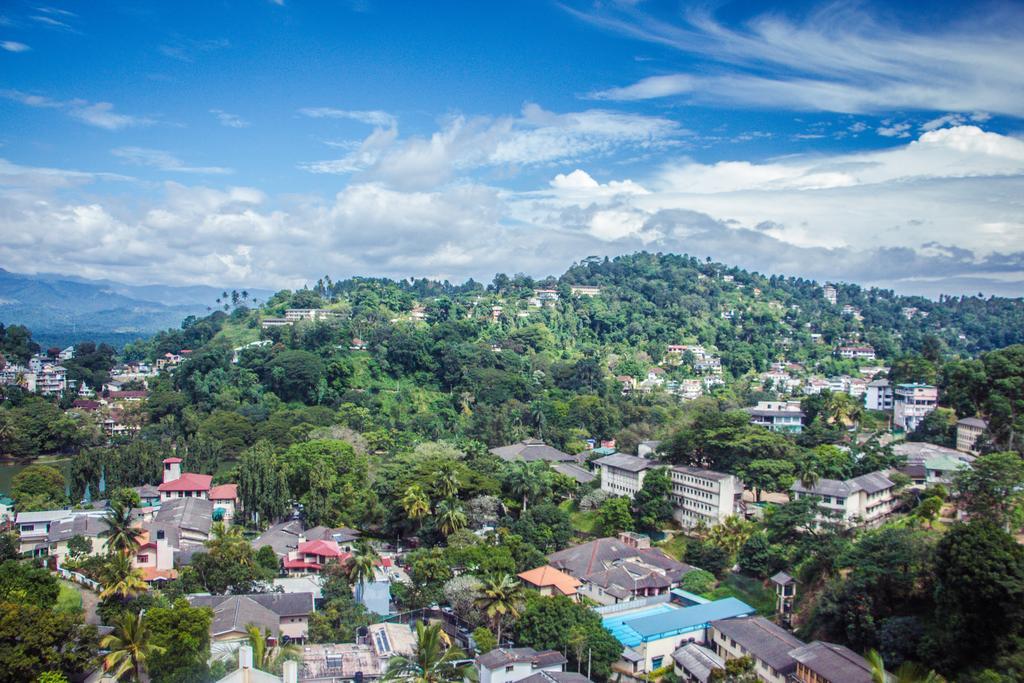 Blinkbonnie Inn Kandy Exterior foto