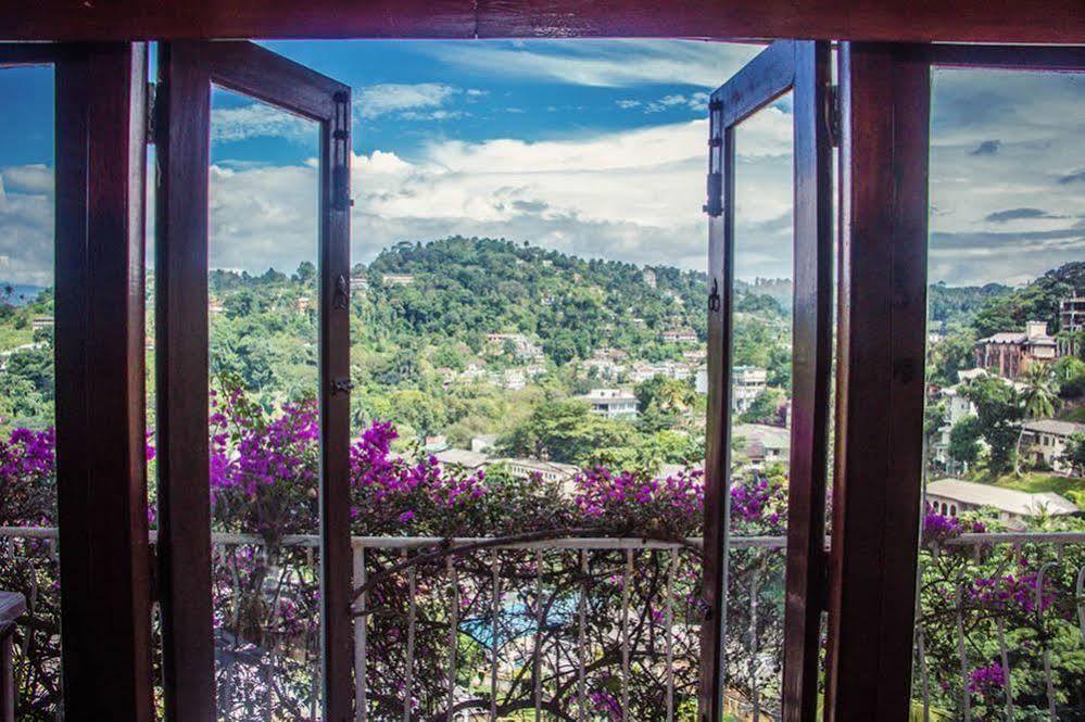 Blinkbonnie Inn Kandy Exterior foto