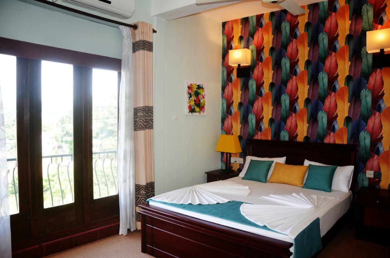 Blinkbonnie Inn Kandy Exterior foto