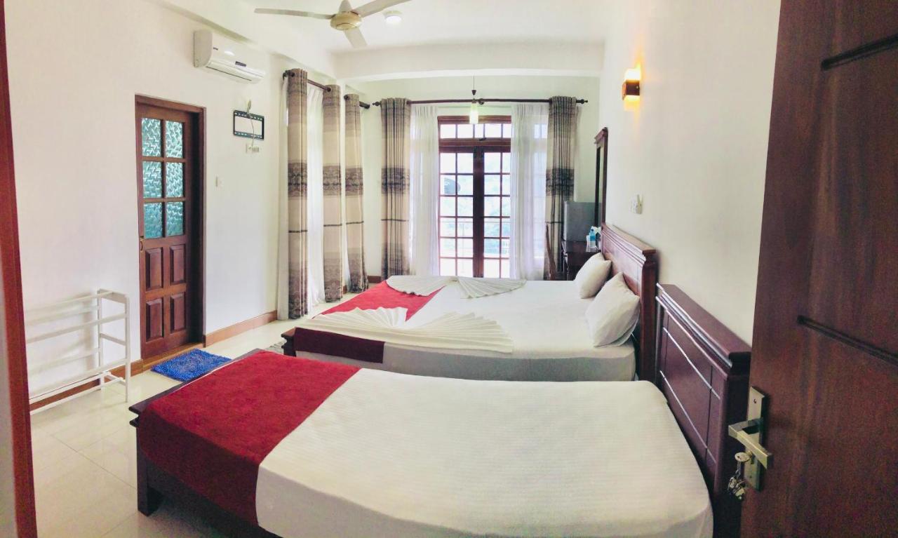 Blinkbonnie Inn Kandy Exterior foto